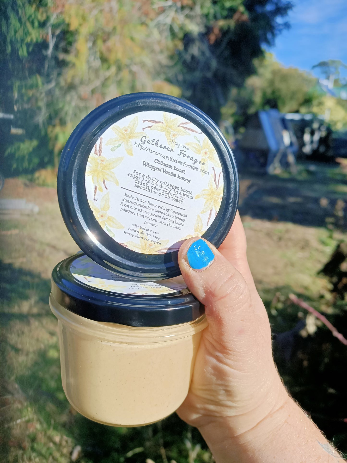 Collagen honey