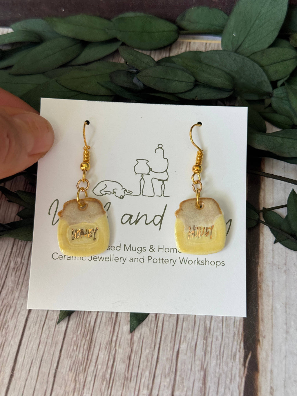 Cute honey pot earrings