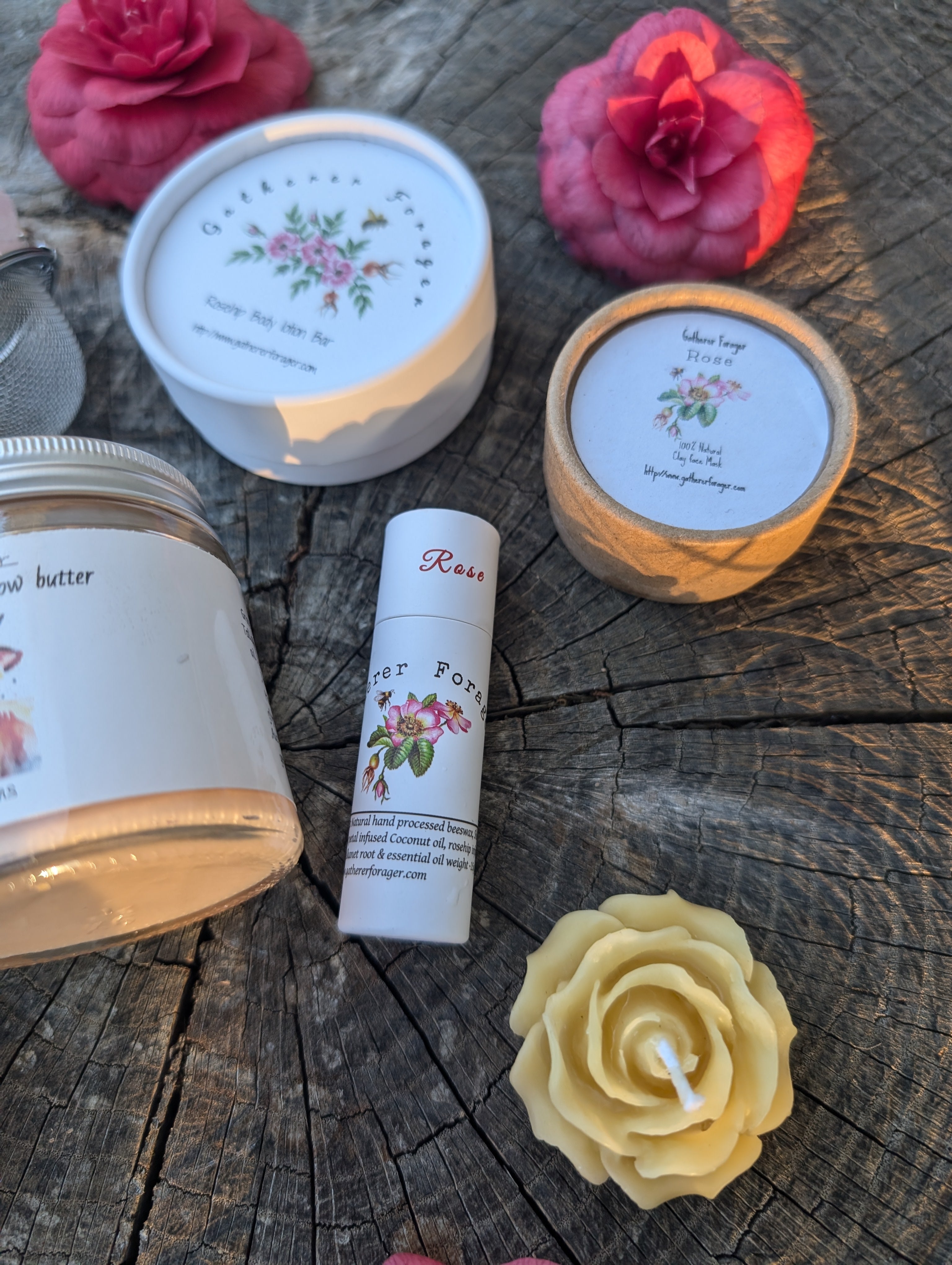 Rose themed self care gift pack Secondary image
