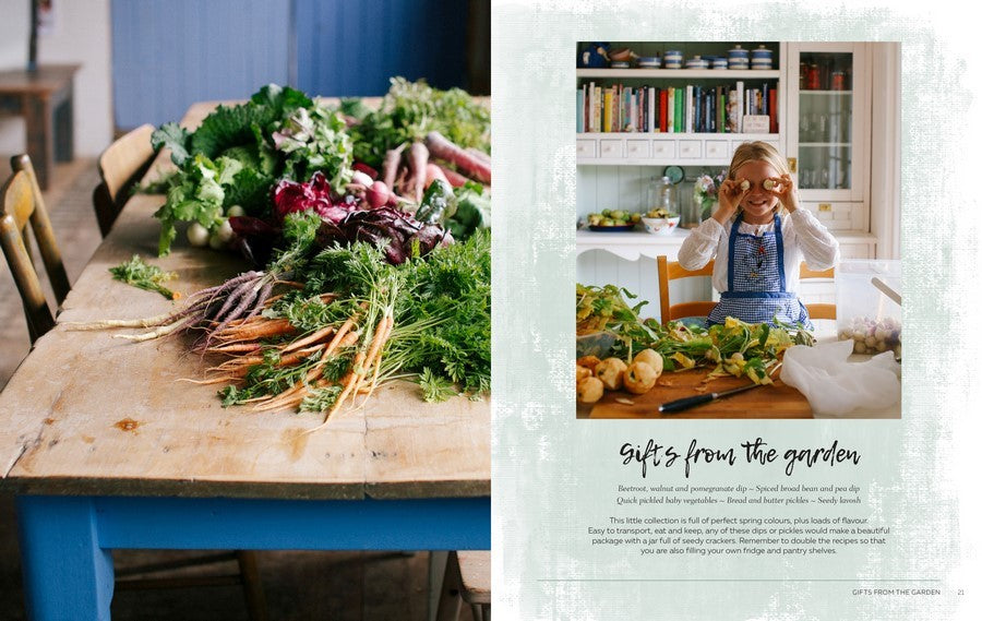 Basket by the Door, A: Recipes for comforting gifts and joyful gatherings