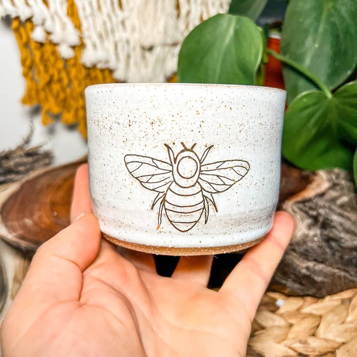 Handmade bee mug Australia Main image