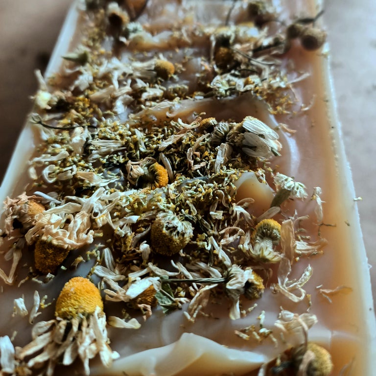 Chamomile and Honey Shampoo and body bar