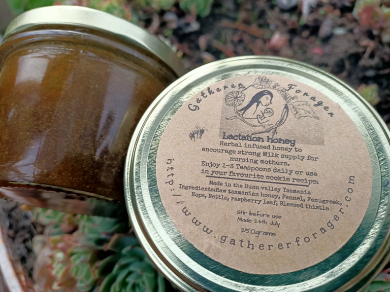 Nurturing honey blend with herbs to support milk supply