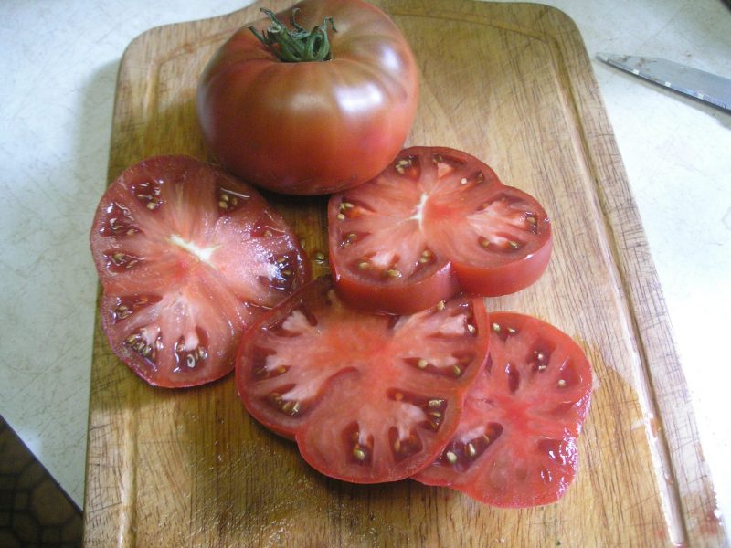 Carbon Tomato seeds